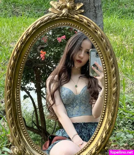 Essaaale OnlyFans Thumbnail #WM4d8pK4jN