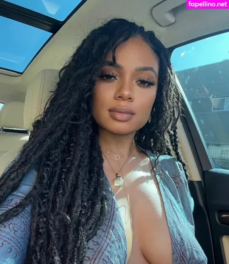 Essence Tatiana OnlyFans Thumbnail #1byqr7C2vF