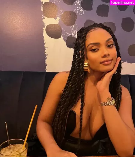 Essence Tatiana OnlyFans Thumbnail #A4XEyFOkir