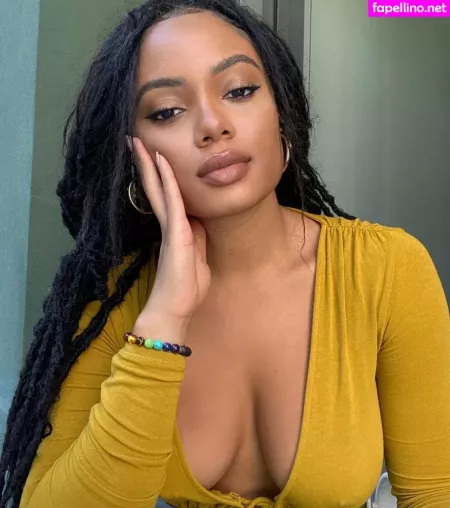 Essence Tatiana OnlyFans Thumbnail #QPcBHe5unl