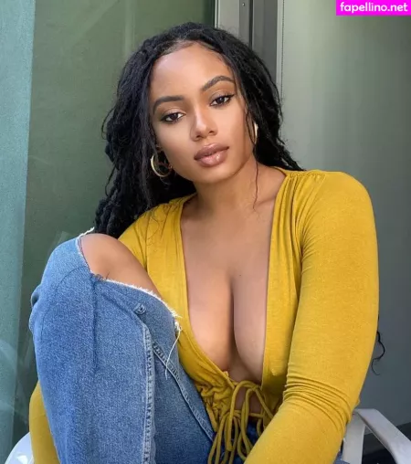 Essence Tatiana OnlyFans Thumbnail #uEdzR1e3kG