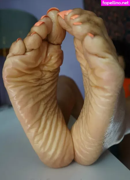 Essencesoles OnlyFans Thumbnail #KwMaK6swr6