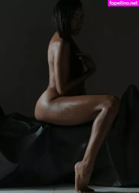 Essencesoles OnlyFans Thumbnail #RUXWbyU3CW