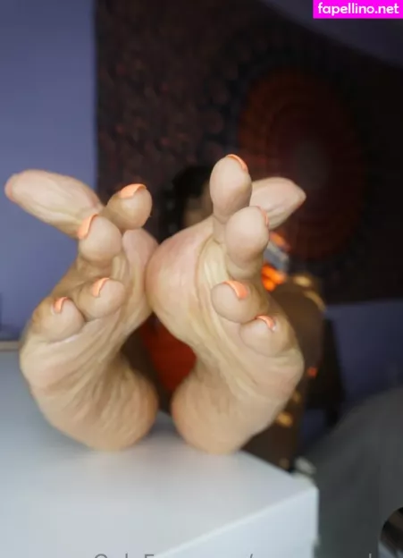 Essencesoles OnlyFans Thumbnail #XQzwwtu2Re