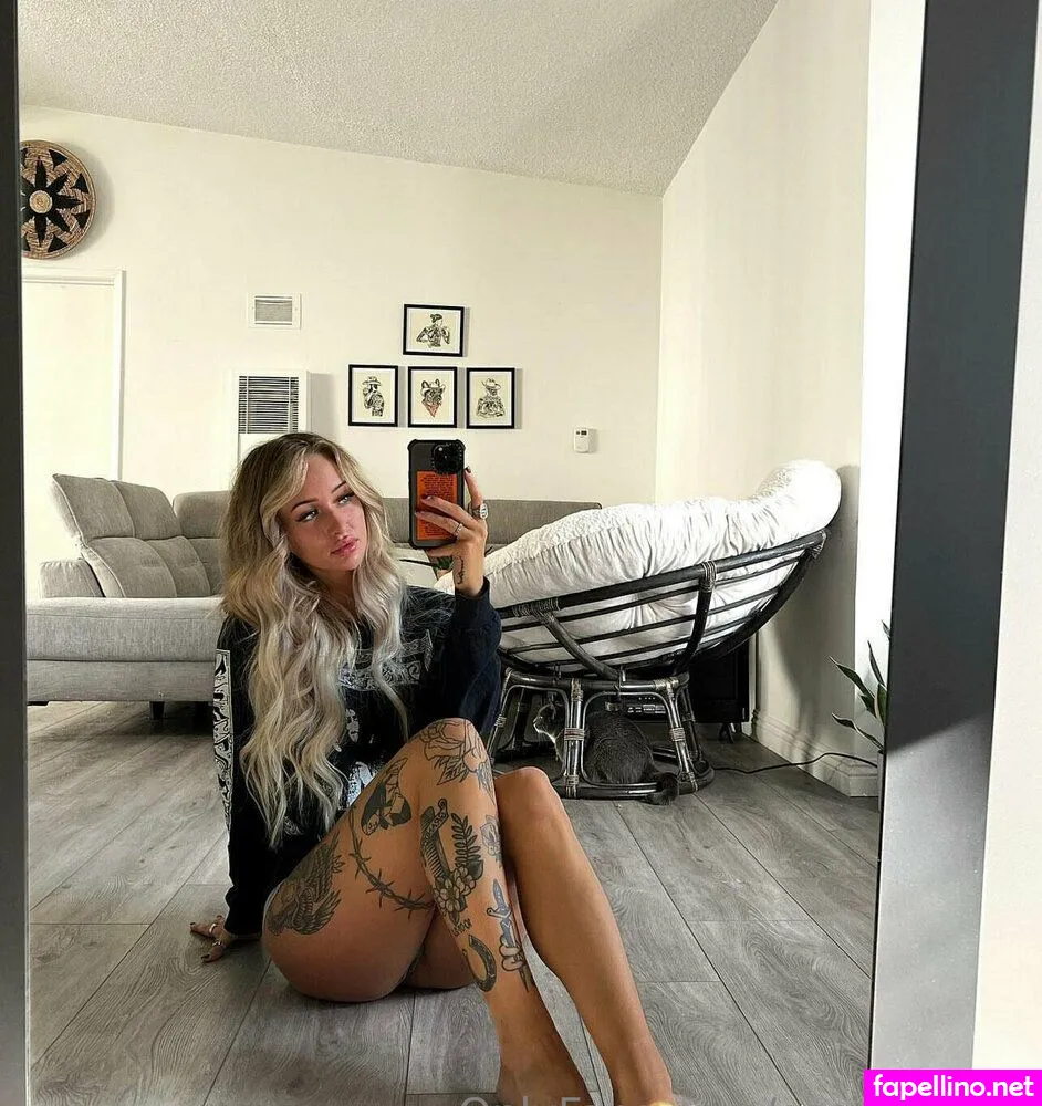 essie, essieofficial Nude Leaked OnlyFans Photo #7jFX5fw4JW