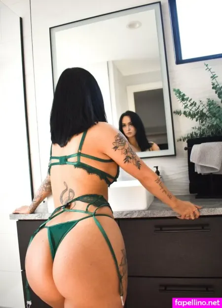 Essieofficial 12 OnlyFans Thumbnail #UClIrLsOus