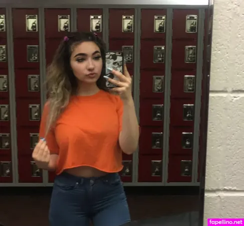 Estee Ambrose OnlyFans Thumbnail #7bHCAKlF7U