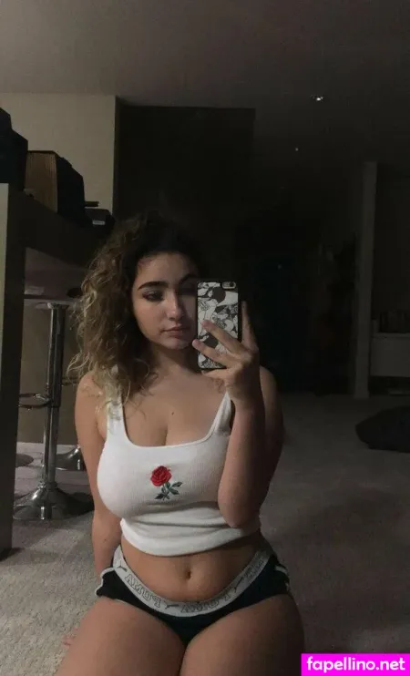 Estee Ambrose OnlyFans Thumbnail #xWn6a1Rwua