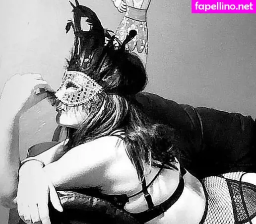 Estefancz OnlyFans Thumbnail #1UYO4qFLB0