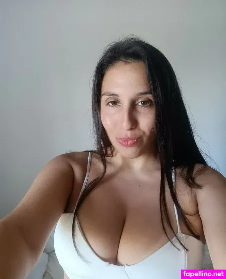Estefania Moreira OnlyFans Thumbnail #1mvcHIgeD0