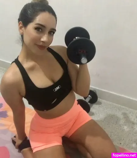 Estefany Aguilar Restrepo OnlyFans Thumbnail #UDrWBC6lFO