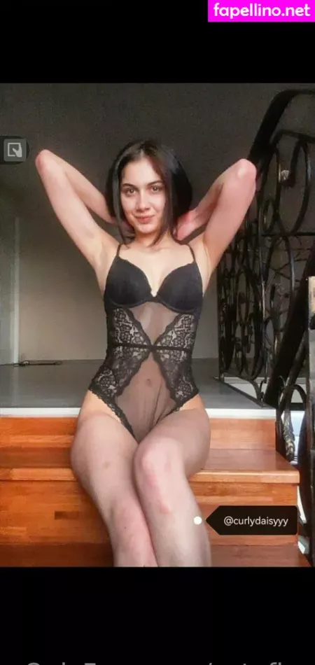 Esteficc OnlyFans Thumbnail #OfsmiXeHrz