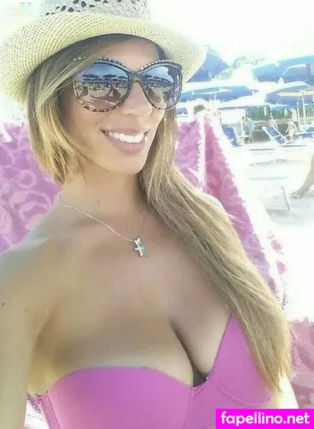 Estefy Lopez OnlyFans Thumbnail #9BjKKbipX8