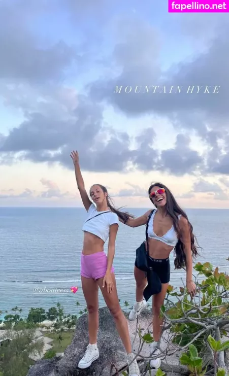 Estela Cruz OnlyFans Thumbnail #dnNhGA5wEE