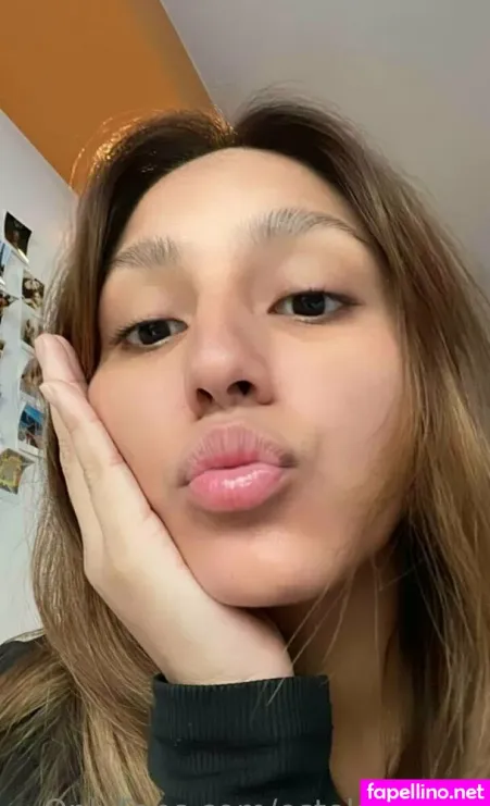 Estelagomez Main Profile Photo