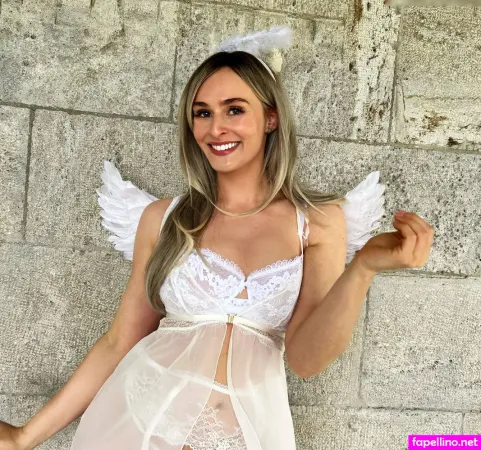 Estella Walks Main Profile Photo