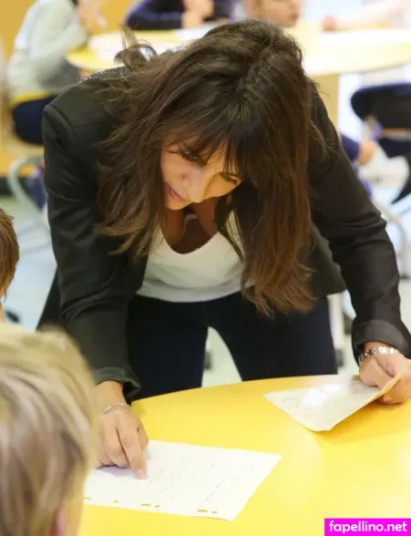 Estelle Denis OnlyFans Thumbnail #Ef4mjOAsmw