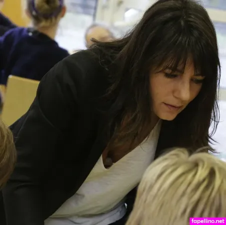 Estelle Denis OnlyFans Thumbnail #n6DXKtxeEK