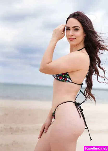 Estelle Explores OnlyFans Thumbnail #2wYEUsOoc2