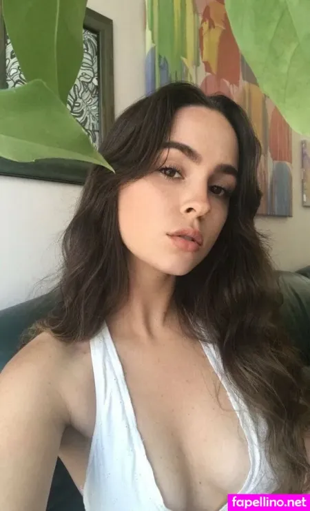 Estelle Explores OnlyFans Thumbnail #VB8PFpaNUM