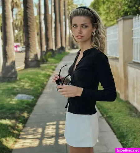 Estelle Ogilvy Estelle Langinier OnlyFans Thumbnail #LhWjEFKvt4