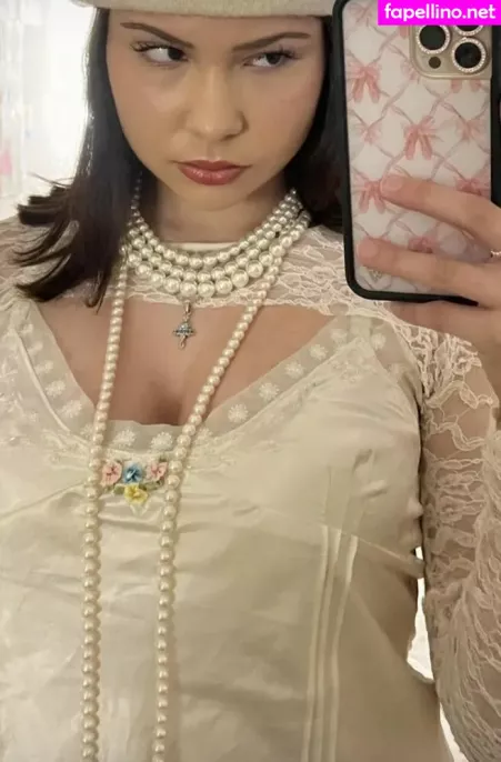 Ester Dobrik OnlyFans Thumbnail #cKzQbE32X7