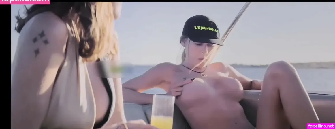 Ester Exposito 1 OnlyFans Thumbnail #3iOZAnFHhT