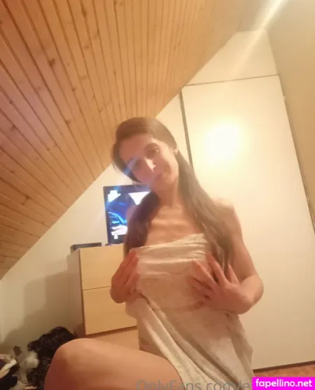 Ester Love OnlyFans Thumbnail #VuqqeWDVrV