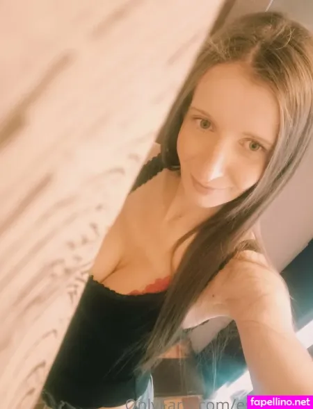 Ester Love OnlyFans Thumbnail #kjY9afdYG3