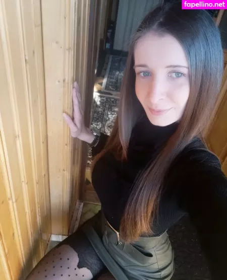 Esterfreee OnlyFans Thumbnail #iX044qkJBM