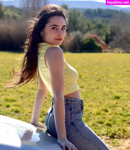 Esther Abrami OnlyFans Thumbnail #O5i6FgbIpe