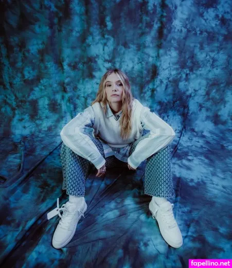 Esther Graf OnlyFans Thumbnail #SuZTAsQIZp