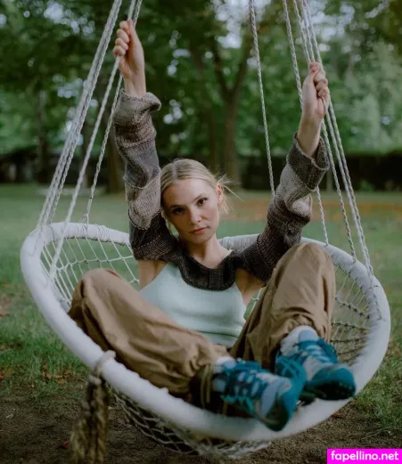 Esther Graf OnlyFans Thumbnail #lWmSbcwpQD