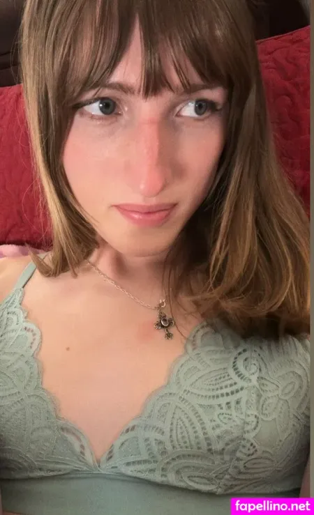 Esther Grey OnlyFans Thumbnail #4UL6y9dMjz