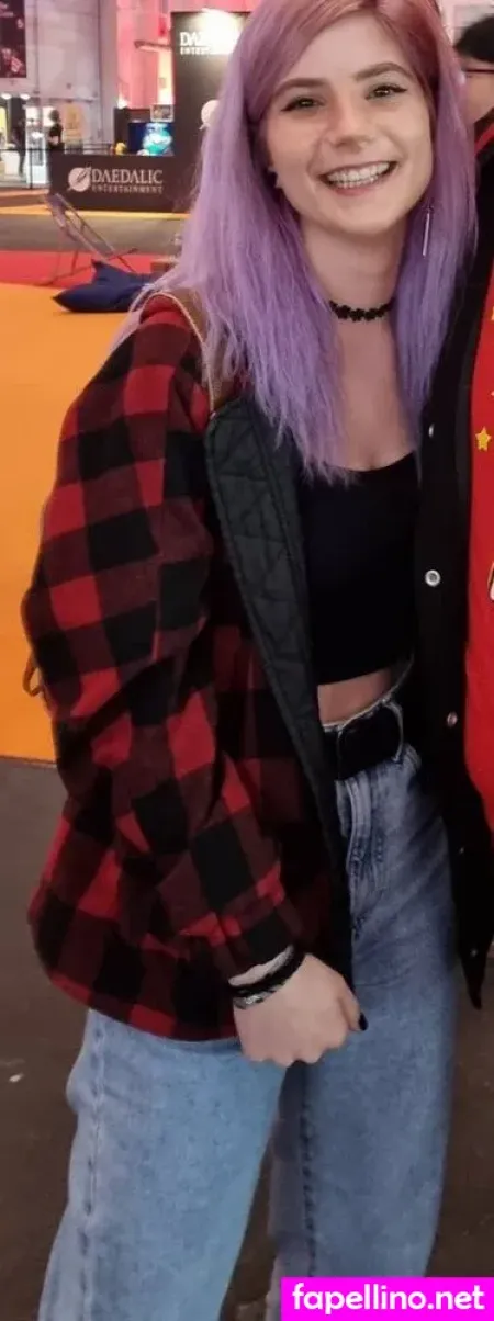 Esther Kerkhoff OnlyFans Thumbnail #m4eX8h4Bkc