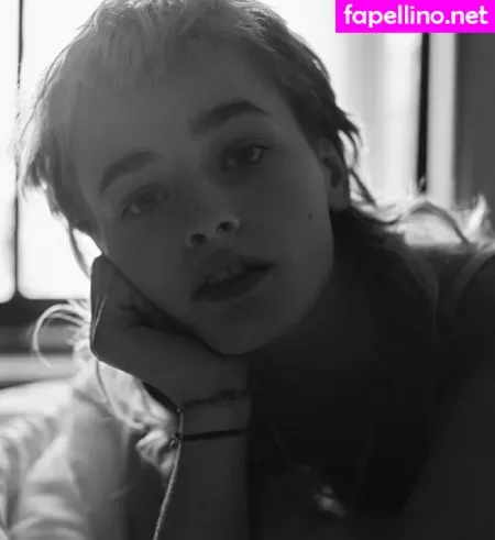 Esther Mcgregor OnlyFans Thumbnail #aFqW2MNW7o