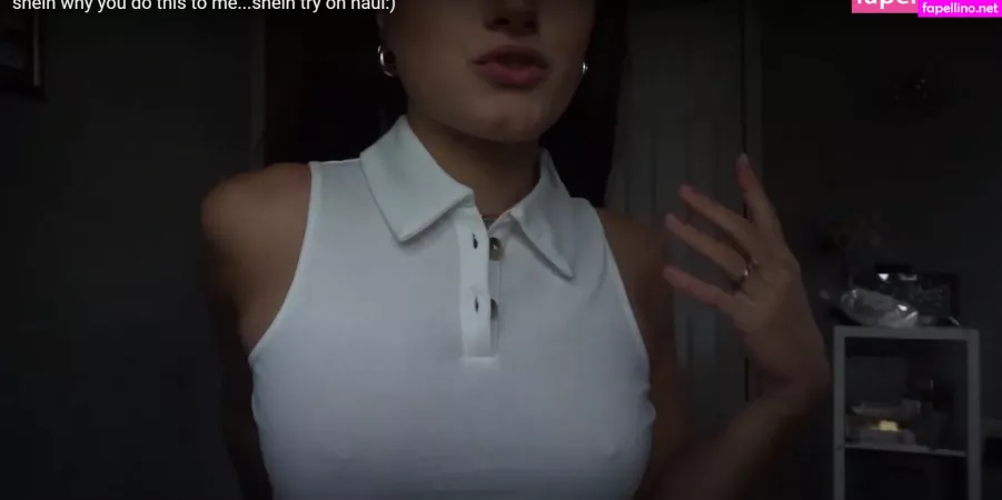 Esther Perepechkin OnlyFans Thumbnail #1Cs9xqrBpG