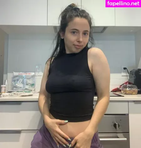 Esther Povitsky OnlyFans Thumbnail #7XSBUOHqga