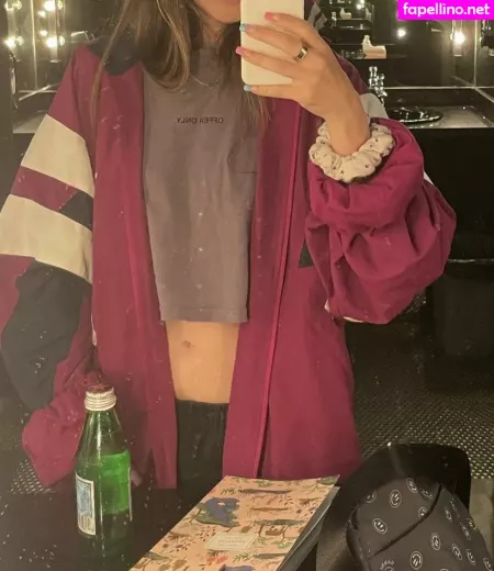 Esther Povitsky OnlyFans Thumbnail #K5DNGlDS4H