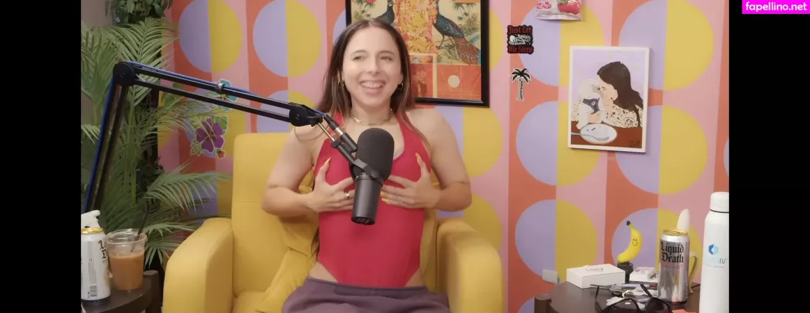 Esther Povitsky OnlyFans Thumbnail #MgBWwn6FjE