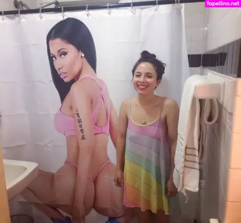 Esther Povitsky OnlyFans Thumbnail #k6MOJPKk4M