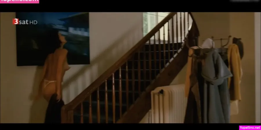 Esther Schweins OnlyFans Thumbnail #5bWvxJcNNK