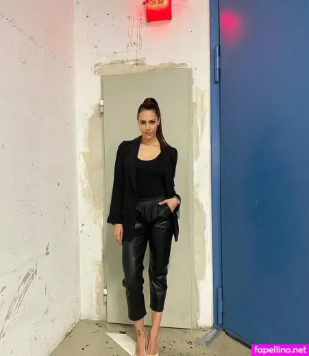 Esther Sedlaczek OnlyFans Thumbnail #yGxzNzFdv7