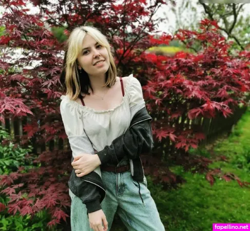 Esther Zimtstern OnlyFans Thumbnail #YJn6GktpXL