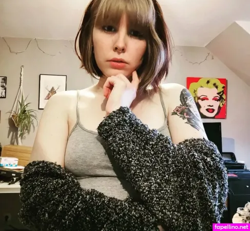 Esther Zimtstern OnlyFans Thumbnail #z42SbHKy8G