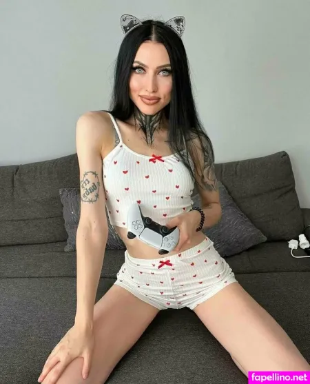 Estherbabyy OnlyFans Thumbnail #8JE3ObIDxn