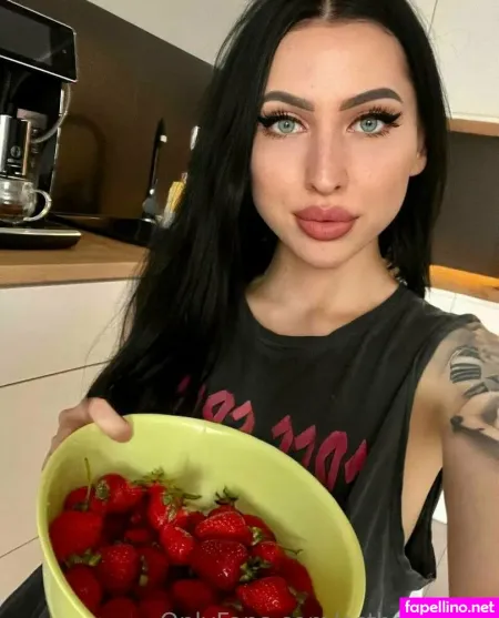 Estherbabyy OnlyFans Thumbnail #DVWy4MiDOa