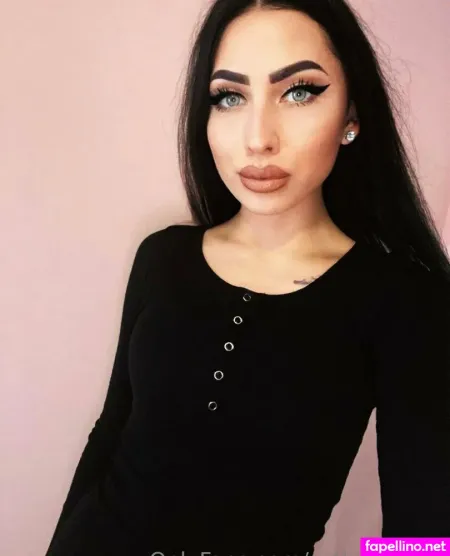Estherbabyy OnlyFans Thumbnail #HSt0Yl7zxa