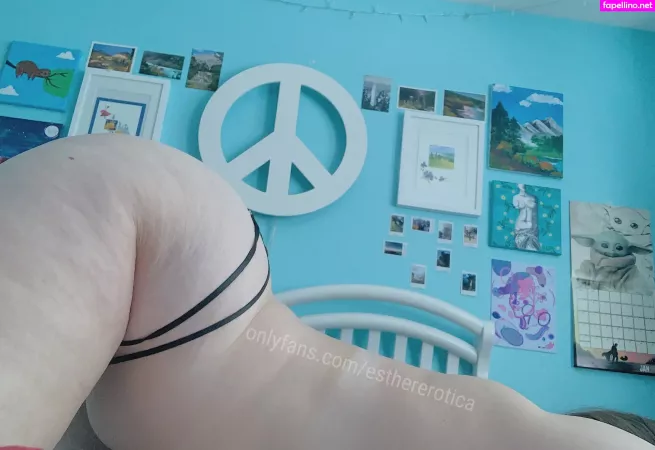 Esthererotica OnlyFans Thumbnail #8kAzO6DxpM
