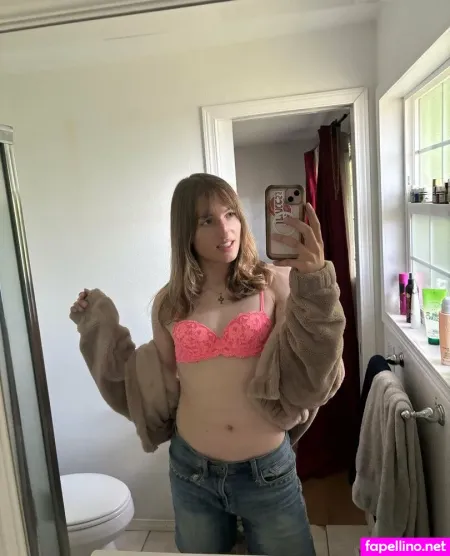 Esthergreyplus OnlyFans Thumbnail #H7ZYchL97u